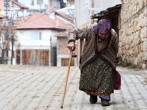 Azərbaycanda 100 yaşdan yuxarı olanlar - RƏQƏMLƏR