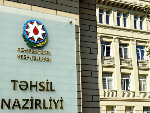 Nazirlik məktəblərdə şagird sıxlığının tənzimlənmə formalarını açıqladı - VİDEO