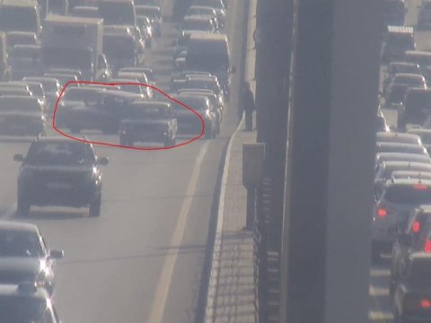 Yol qəzası prospektdə sıxlıq yaradıb, avtobuslar gecikir