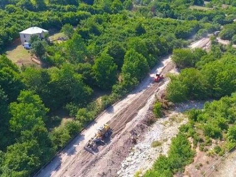 11 yaşayış məntəqəsini birləşdirən yeni yol salınır