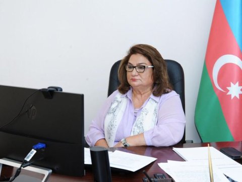 Parlamentin komitə sədri hesabat verdi - FOTO