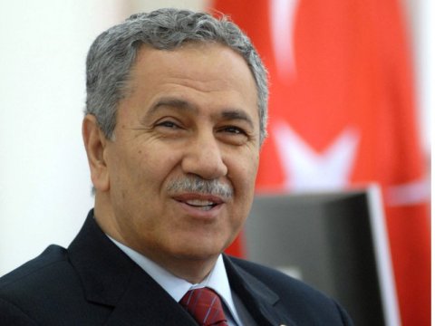 Türkiyə parlamentinin sabiq spikeri koronavirusa yoluxub  