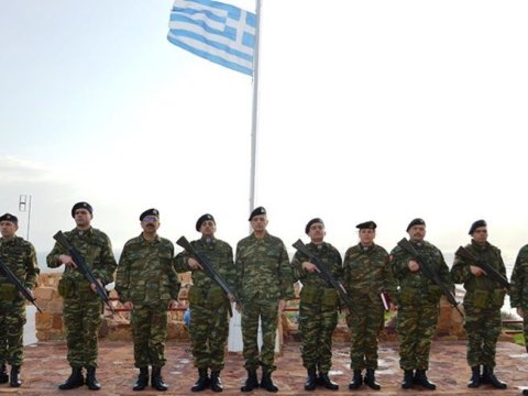 Yunanıstan Türkiyə yaxınlığındakı daha bir adaya qoşun yeridib