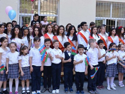 Məktəblərdə kütləvi tədbirlər qadağan olundu