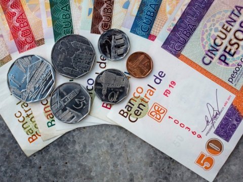Daha bir ölkə devalvasiyaya gedir