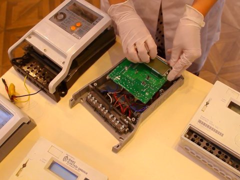 Elektrik oğuruları ilə bağlı hüquq-mühafizə orqanlarına müraciət olunacaq - VİDEO