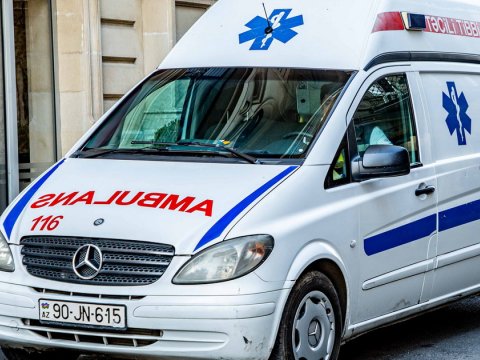 Bakıda təcili yardım həkimlərinin sayı açıqlandı