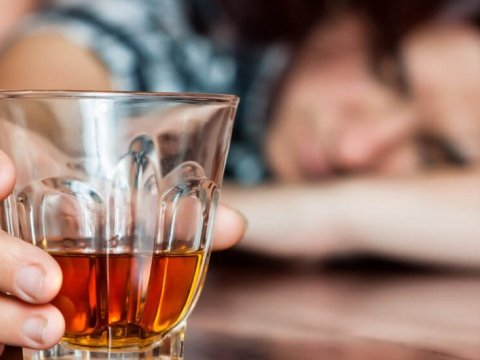 Ermənistanda alkoqoldan ölənlərin sayı 21-ə çatdı