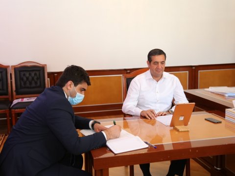 Mahir Abbaszadə seçicilərlə növbəti videoqəbul keçirib - FOTO