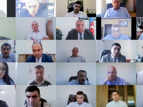 Nazirlikdə şərab və şərabçılıq məhsulları istehsalçıları ilə videokonfrans keçirilib - FOTO