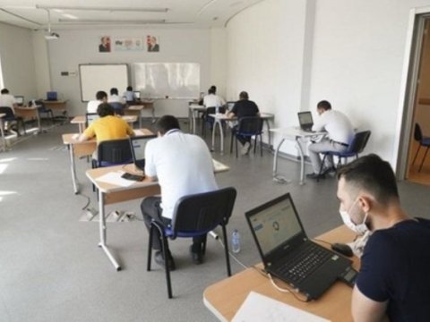 “Yüksəliş” müsabiqəsi imtahanı qida zəhərlənməsinə görə DAYANDIRILDI