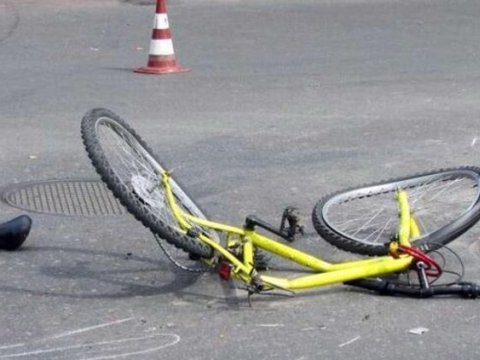 12 yaşlı velosipedçini avtomobil vurub öldürdü