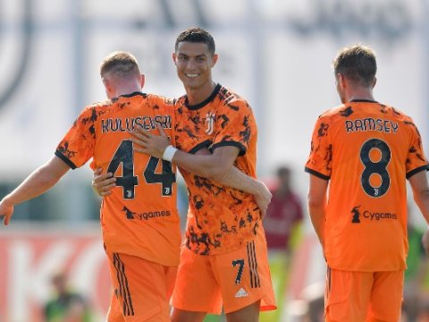 Ronaldo yeni mövsümdə ilk qolunu vurdu