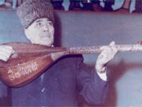 “Aşıq sənətindən bixəbər olanlar araya “qılçıq” atıblar” - MÜSAHİBƏ   