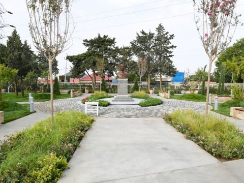 Əmircan qəsəbəsində yeni park istifadəyə verildi