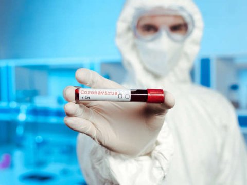 İspaniyada koronavirus vaksininin kliniki sınaqları başlayıb