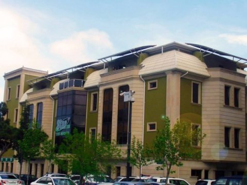 Bakıda Tibb Mərkəzi karantin qaydalarını pozdu