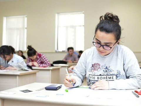 V qrupun abituriyentlərinə xəbər var: bu gün suallarınıza CAVAB VERİLƏCƏK