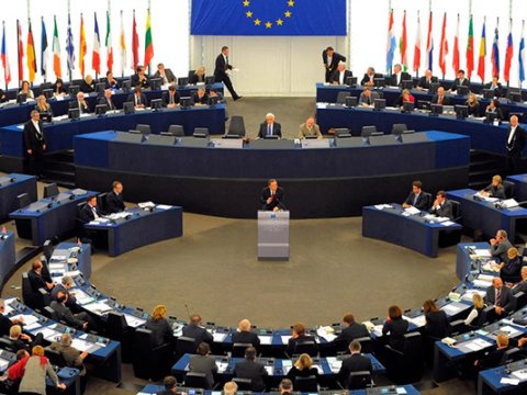 Avropa Parlamenti Lukaşenkonu prezident kimi tanımadı