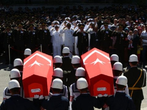 Türkiyənin iki hərbçisi şəhid oldu