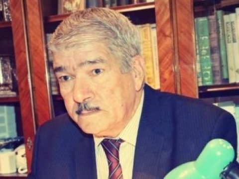 BDU-nun professorunu iş yerinə buraxmadılar - SƏBƏB  