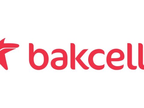 Bakcell neftçiləri təbrik etdi