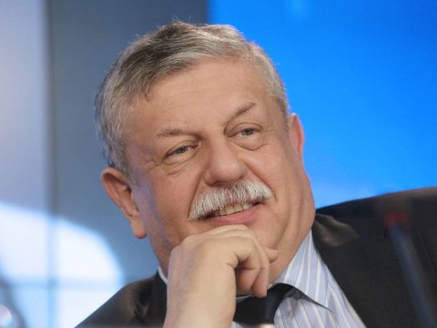 Məşhur teleaparıcı vəfat etdi 