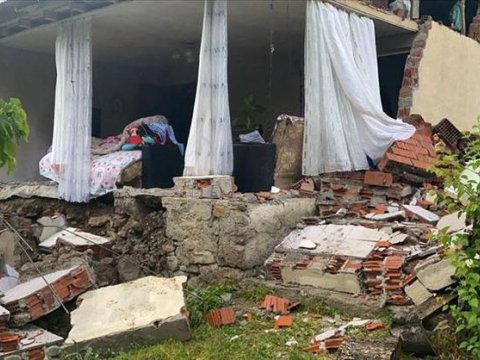 Türkiyədə güclü zəlzələ oldu