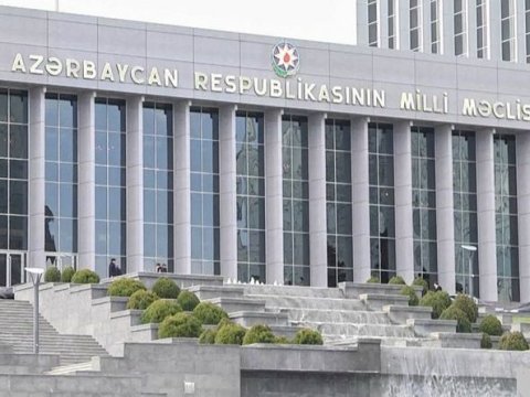 Milli Məclisin Elm və təhsil komitəsi iki məsələni müzakirəyə çıxarır 