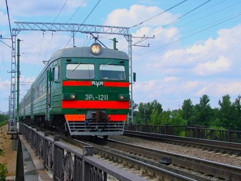 Bakıda kişini elektrovoz vuraraq öldürdü