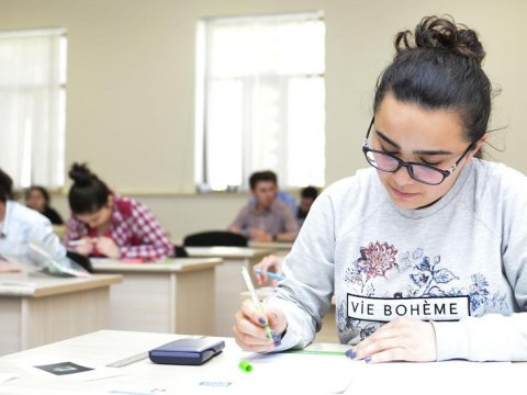DİM kolleclərə qəbul olmaq istəyənlərə müraciət etdi