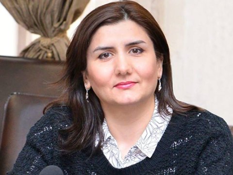 Bakıda mətbuat katibi koronavirusa YOLUXDU 