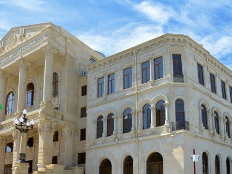 Baş Prokurorluq özəl klinikaları CƏRİMƏLƏDİ