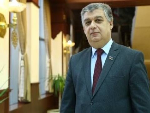 Əli Məsimli: “Neftə ümid etmək hər dəfə 2015-ci ildəki böhrana qayıtmaq riski deməkdir”