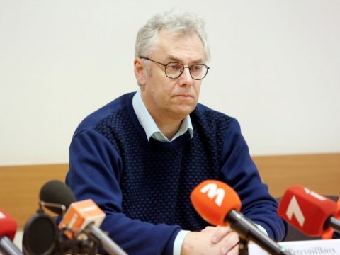 Daha bir ölkədə təhsil müəssisələrində yolxuma artır