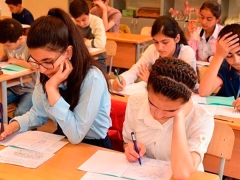 Ali məktəblərədə boş qalan yerlərə ixtisas seçimi bu tarixlərdə aparılacaq 