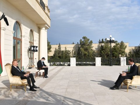 Prezident İsveçin yeni səfirini qəbul etdi - FOTO