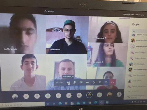 İdman Akademiyasında SABAH tələbələri onlayn təqdimat ediblər - FOTO