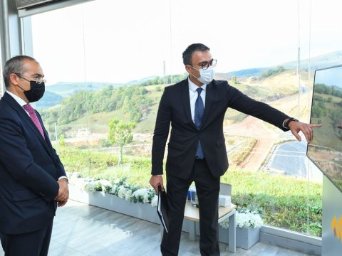 Mikayıl Cabbarov “Daşkəsən” dəmir filizi və “Çovdar” qızıl yataqları ilə tanış olub - FOTO
