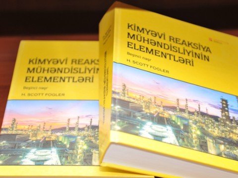 BMU aliminin rəhbərliyi ilə tərcümə olunan kitabın təqdimatı keçirilib