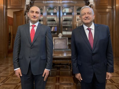 Prezident Azərbaycan səfirinin etimadnaməsini qəbul etdi