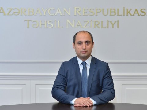 Təhsil naziri tələbələri təbrik etdi