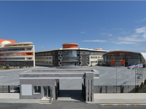 Bakı Ali Neft Məktəbi ən yüksək keçid balı ilə yenə birinci oldu