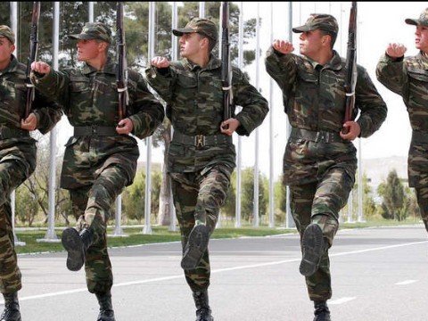 Bu şəxslərə hərbi xidmətlə bağlı SMS göndərildi