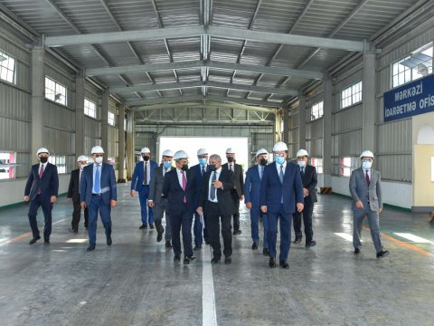 Mikayıl Cabbarov Gəncədə sənaye müəssisələrinin fəaliyyəti ilə tanış oldu - FOTO