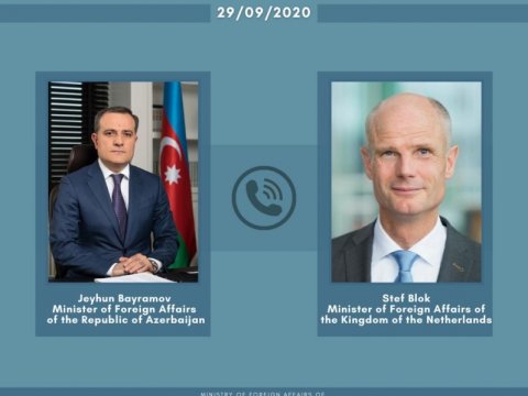 Niderland cəbhədəki vəziyyətlə bağlı məlumatlandırılıb