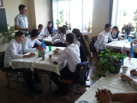 Səfərbərliyə cəlb olunan müəllimlərin əvəzinə başqa müəllimlər dərs keçəcək - Nazir