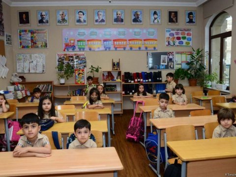 Məktəblərdə dərs saatları bu qədər olacaq