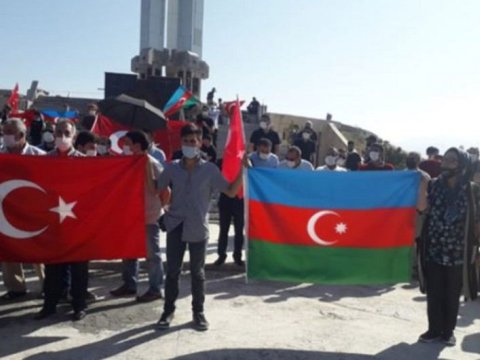 İğdırda Azərbaycana dəstək aksiyası keçirilib