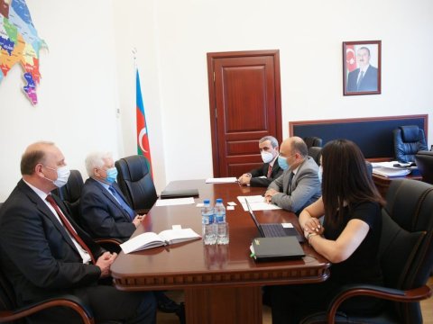 Anar Kərimov Rusiya və Kolumbiyanın ölkəmizdəki səfirləri ilə görüşüb